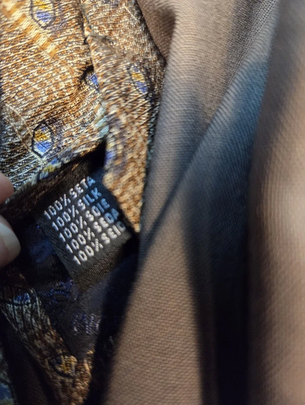 Wool Blend Suit Jacket And Pants With 100% Silk Tie